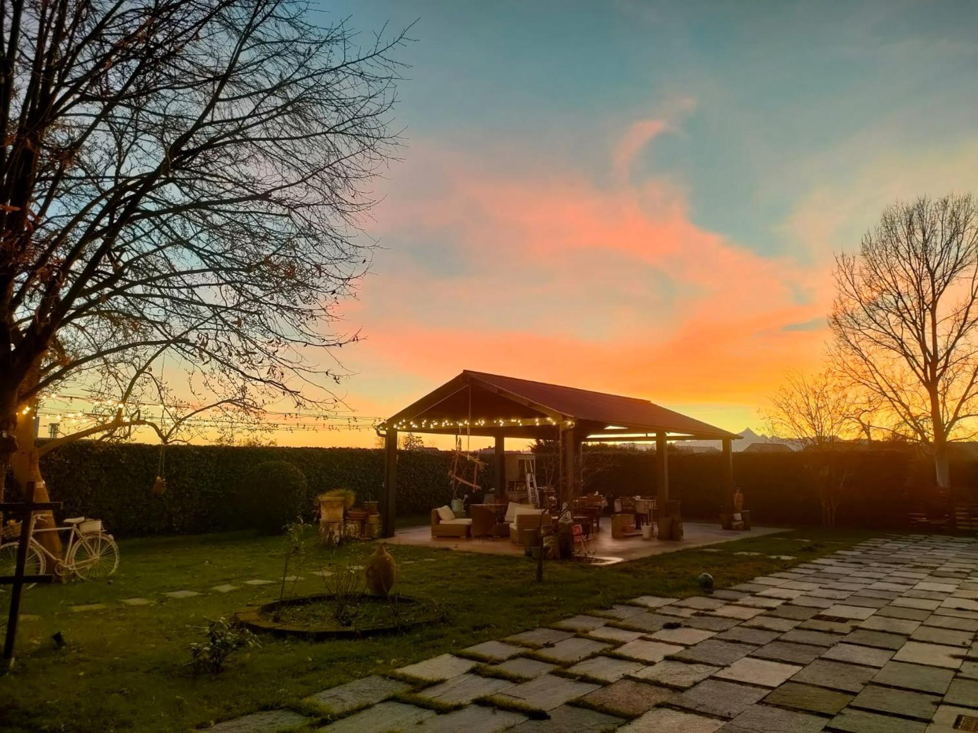 Villa Albina La Loggia 外观 照片
